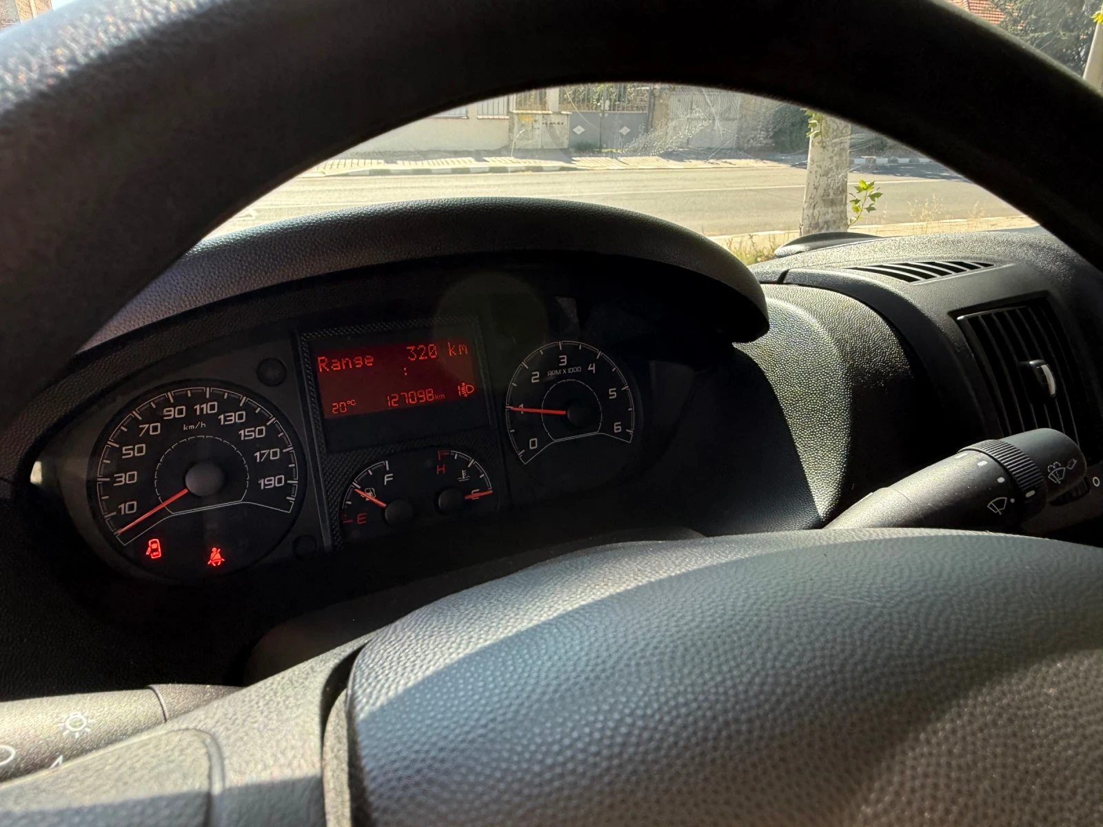 Peugeot Boxer 2.2 DIESEL AUSTRIA  - изображение 9 | Auto.bg Peugeot Boxer 2.2 DIESEL AUSTRIA  - изображение 9