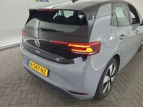 VW ID.3 58 kw Pro - 16500 € - 23202970 8 | Car24.bg VW ID.3 58 kw Pro - 16500 € - 23202970 8
