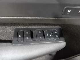 Volvo XC40 B5 Ultimate Dark Theme AWD | Auto.bg — изображение 11 Volvo XC40 B5 Ultimate Dark Theme AWD | Auto.bg — изображение 11
