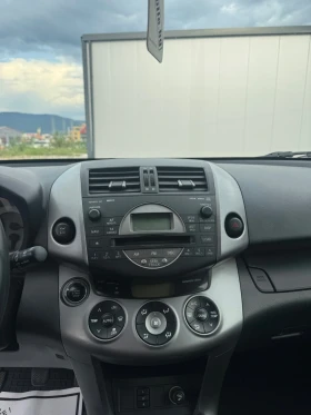 Toyota Rav4 Toyota RAV4 2.2 D-4D 177 к.с. 4x4 | KEYLESS | Кожа - 3800 € - 30611051 10 | Car24.bg Toyota Rav4 Toyota RAV4 2.2 D-4D 177 к.с. 4x4 | KEYLESS | Кожа - 3800 € - 30611051 10