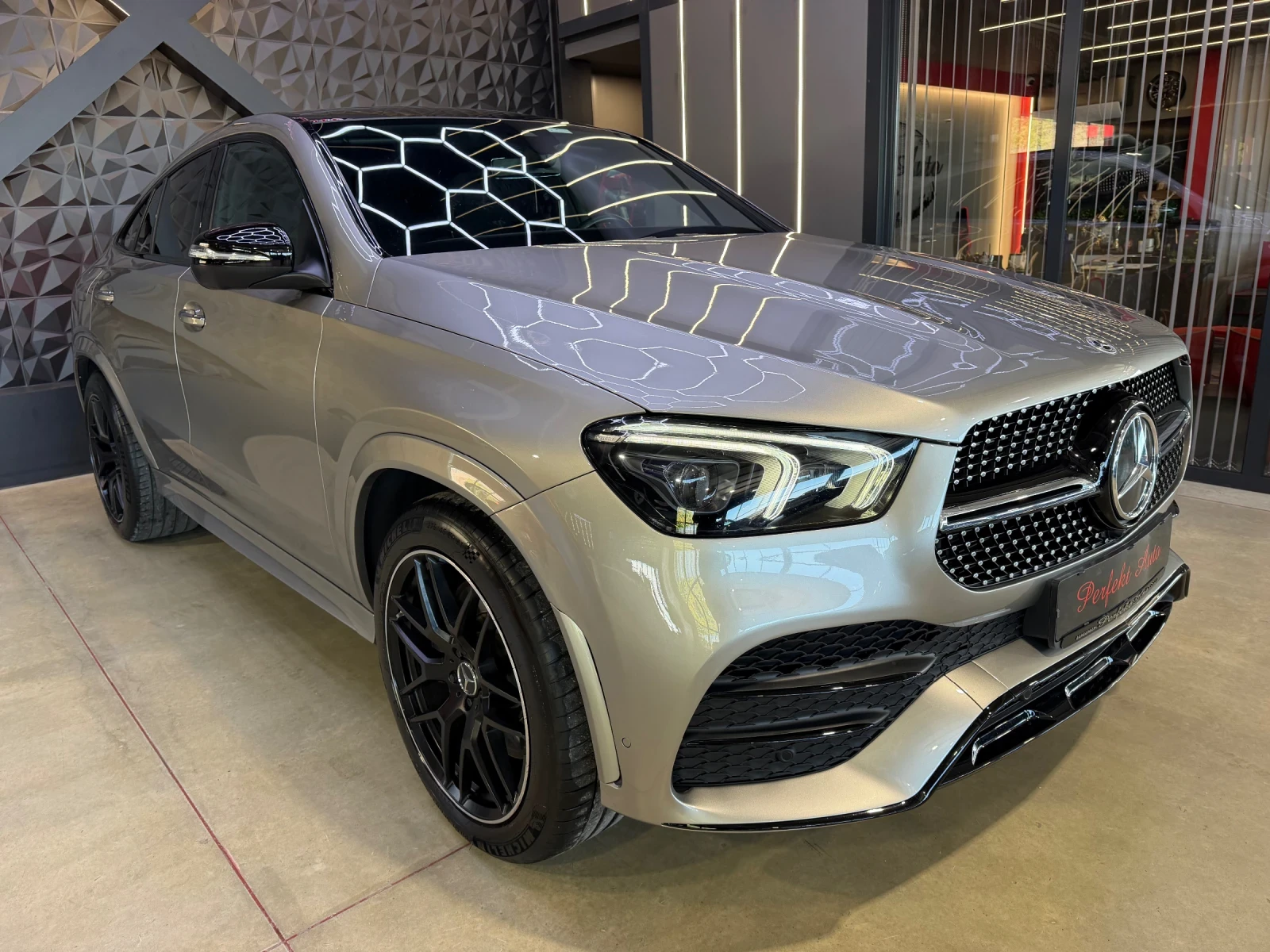 Mercedes-Benz GLE 400 COUPE 4 MATIC * AMG * ПАНОР* BURMESTER* ГАРАНЦИЯ | Auto.bg — изображение 1 Mercedes-Benz GLE 400 COUPE 4 MATIC * AMG * ПАНОР* BURMESTER* ГАРАНЦИЯ | Auto.bg — изображение 1