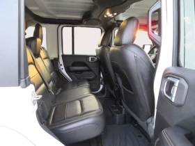 Jeep Wrangler Unlimited Sahara 4x4 - 23499 € / 45960.05 лв. - 11238381 13 | Car24.bg Jeep Wrangler Unlimited Sahara 4x4 - 23499 € / 45960.05 лв. - 11238381 13