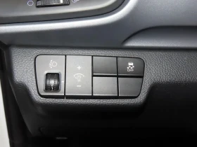 Kia Stonic 1.4 Deluxe | Auto.bg — изображение 13 Kia Stonic 1.4 Deluxe | Auto.bg — изображение 13