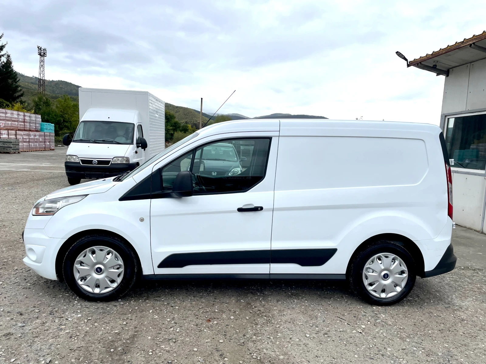 Ford Connect 1.6TDCI 95hp - изображение 8 | Auto.bg Ford Connect 1.6TDCI 95hp - изображение 8
