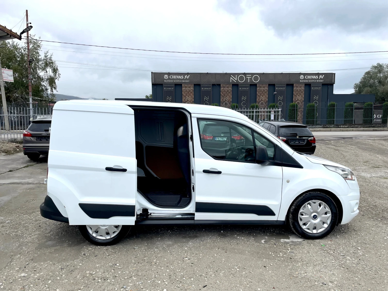 Ford Connect 1.6TDCI 95hp - изображение 9 | Auto.bg Ford Connect 1.6TDCI 95hp - изображение 9