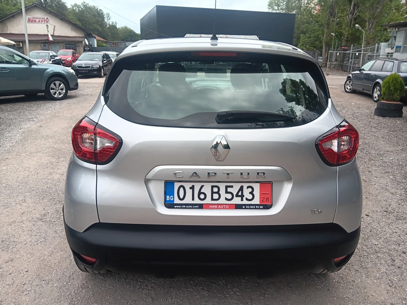 Renault Captur 1.2Тсе* AUT* Dynamic - изображение 5 | Auto.bg Renault Captur 1.2Тсе* AUT* Dynamic - изображение 5