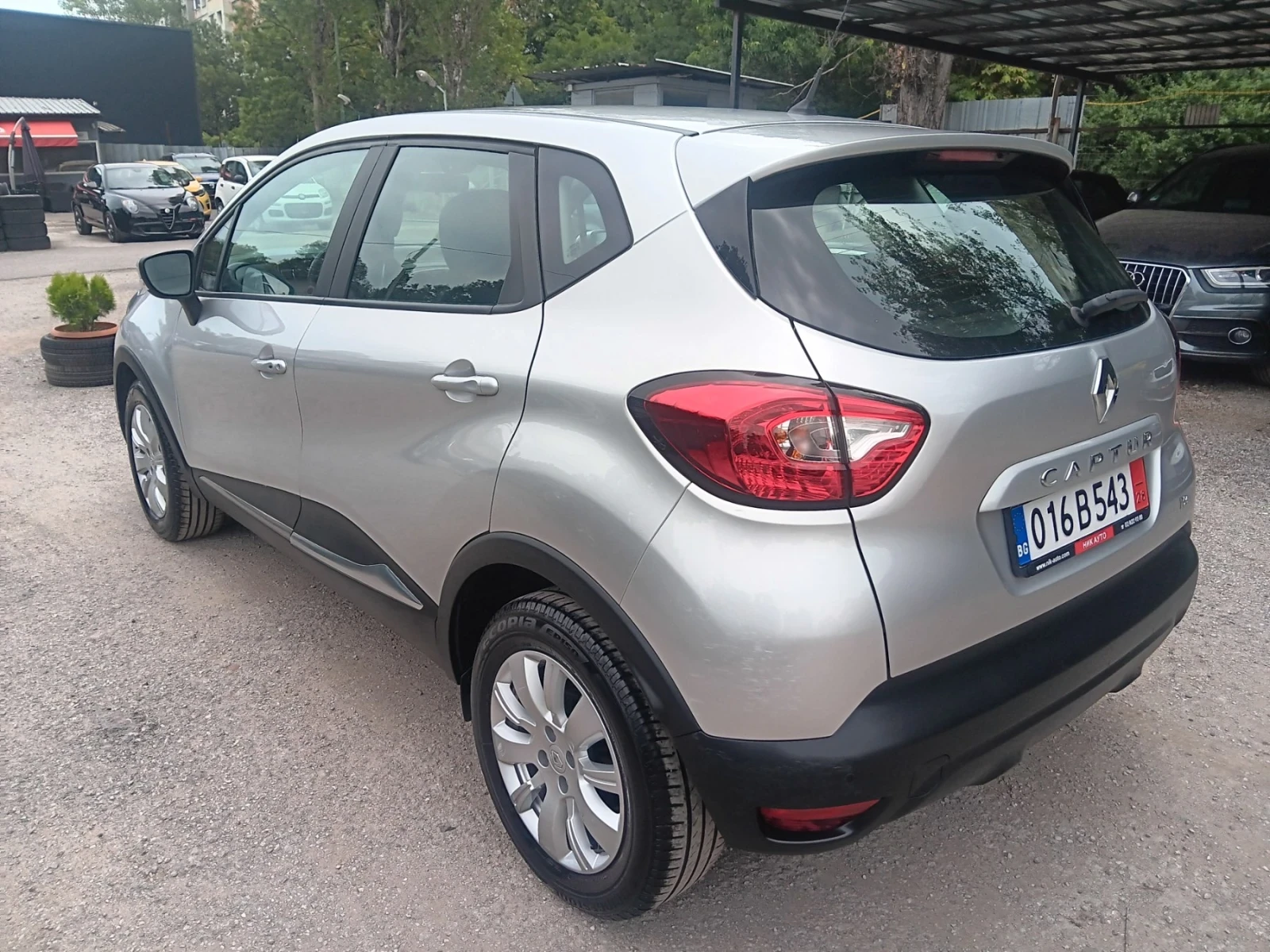 Renault Captur 1.2Тсе* AUT* Dynamic - изображение 3 | Auto.bg Renault Captur 1.2Тсе* AUT* Dynamic - изображение 3