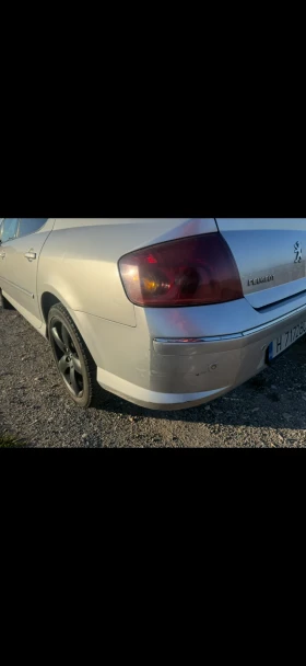 Peugeot 407 Peugeot 2.0 HDI - 3300 € - 16388593 13 | Car24.bg Peugeot 407 Peugeot 2.0 HDI - 3300 € - 16388593 13