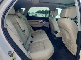 Audi E-Tron PREMIUM-PLUS* PANORAMA* 360-CAM* PODGREV* OBDUHVAN | Auto.bg — изображение 11 Audi E-Tron PREMIUM-PLUS* PANORAMA* 360-CAM* PODGREV* OBDUHVAN | Auto.bg — изображение 11