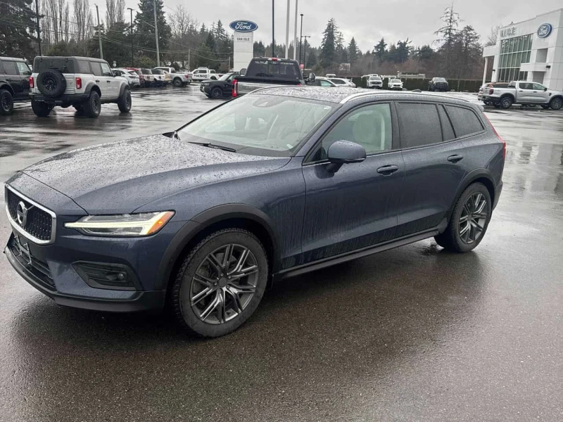 Volvo V60 Cross Country * T5 AWD * 2 КЛЮЧА* ПОДГРЕВ* KEYLESS* - 28000 € / 54763.24 лв. - 11827741 1 | Car24.bg Volvo V60 Cross Country * T5 AWD * 2 КЛЮЧА* ПОДГРЕВ* KEYLESS* - 28000 € / 54763.24 лв. - 11827741 1
