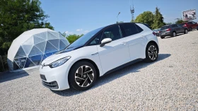 VW ID.3 НАЛИЧЕН РУСЕ/ДАНЪЧЕН КРЕДИТ/СМЯНА НА ЦВЯТ 1000евро | Auto.bg — изображение 4 VW ID.3 НАЛИЧЕН РУСЕ/ДАНЪЧЕН КРЕДИТ/СМЯНА НА ЦВЯТ 1000евро | Auto.bg — изображение 4