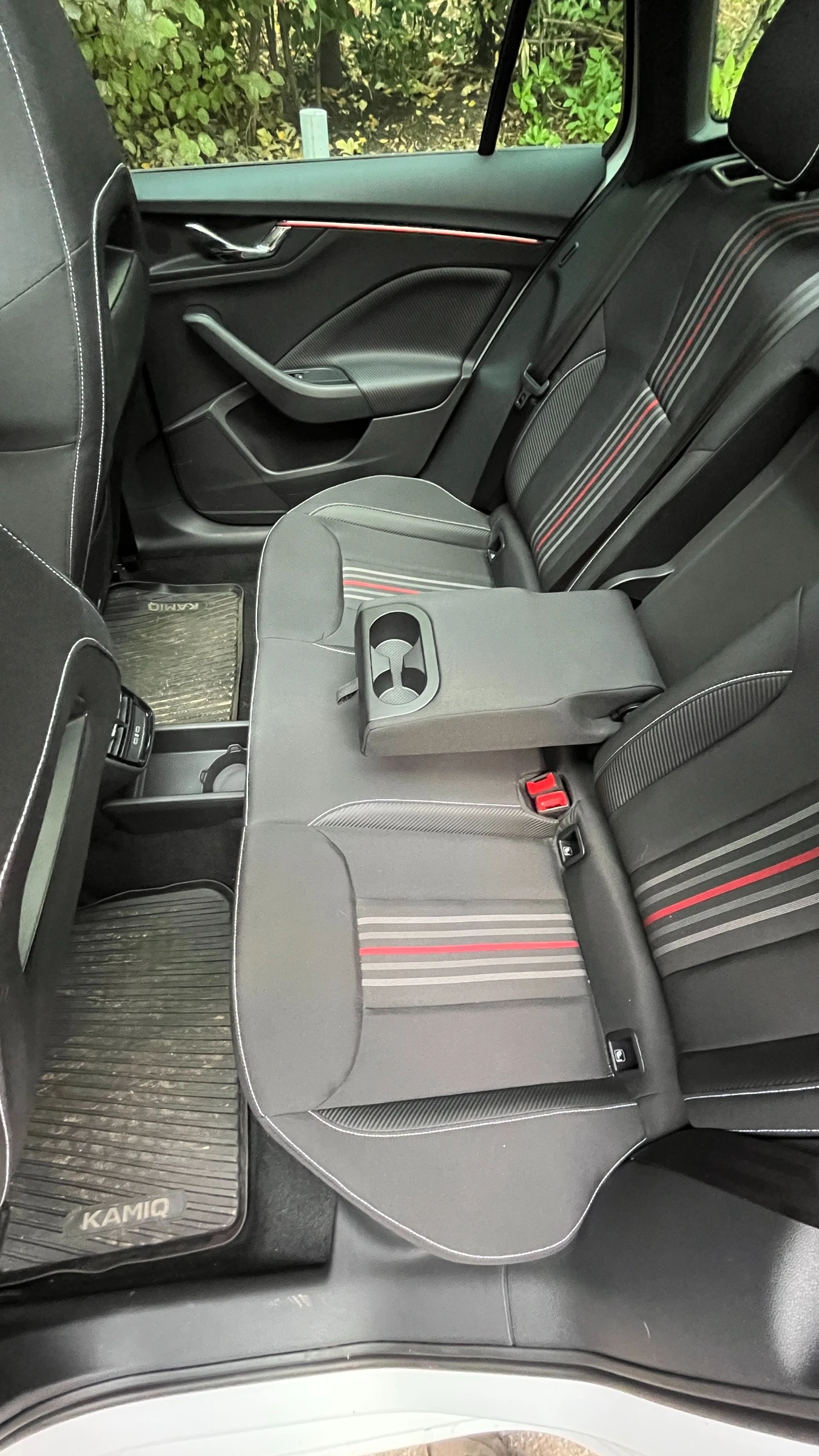 Skoda Kamiq MY2025, Monte Carlo Plus 2024 - изображение 5 | Auto.bg Skoda Kamiq MY2025, Monte Carlo Plus 2024 - изображение 5