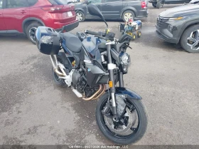 BMW F 900 R