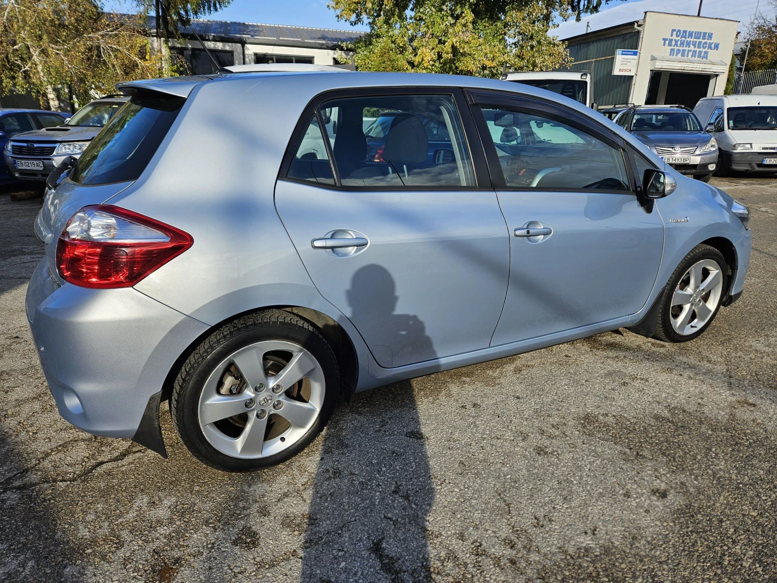 Toyota Auris 1.8  100.к.с HYBRID - изображение 5 | Auto.bg Toyota Auris 1.8  100.к.с HYBRID - изображение 5