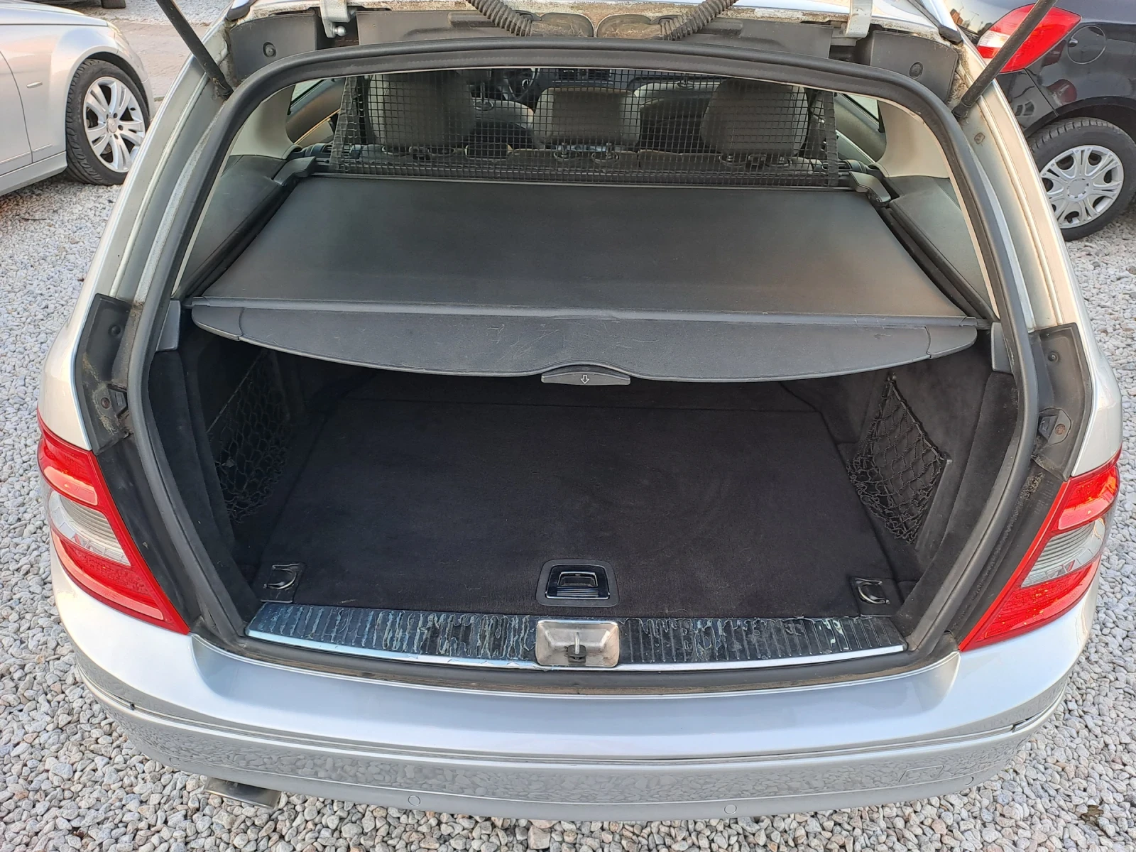 Mercedes-Benz C 220 2, 2CDI, AVTOMAT, КОЖА - изображение 9 | Auto.bg Mercedes-Benz C 220 2, 2CDI, AVTOMAT, КОЖА - изображение 9