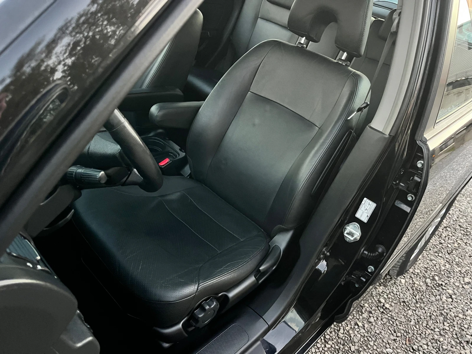 Honda Cr-v 2, 0i-150k.c/КОЖА/НАВИГАЦИЯ/УНИКАЛЕН!!! - изображение 10 | Auto.bg Honda Cr-v 2, 0i-150k.c/КОЖА/НАВИГАЦИЯ/УНИКАЛЕН!!! - изображение 10