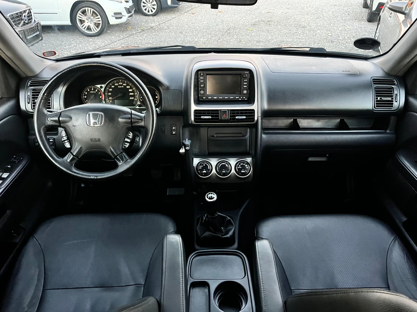 Honda Cr-v 2, 0i-150k.c/КОЖА/НАВИГАЦИЯ/УНИКАЛЕН!!! - изображение 8 | Auto.bg Honda Cr-v 2, 0i-150k.c/КОЖА/НАВИГАЦИЯ/УНИКАЛЕН!!! - изображение 8