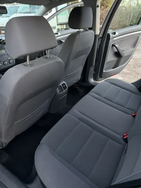 VW Golf 1.6 FSI АВТОМАТ - 8900 лв. / 4550.50 € - 34598818 10 | Car24.bg VW Golf 1.6 FSI АВТОМАТ - 8900 лв. / 4550.50 € - 34598818 10