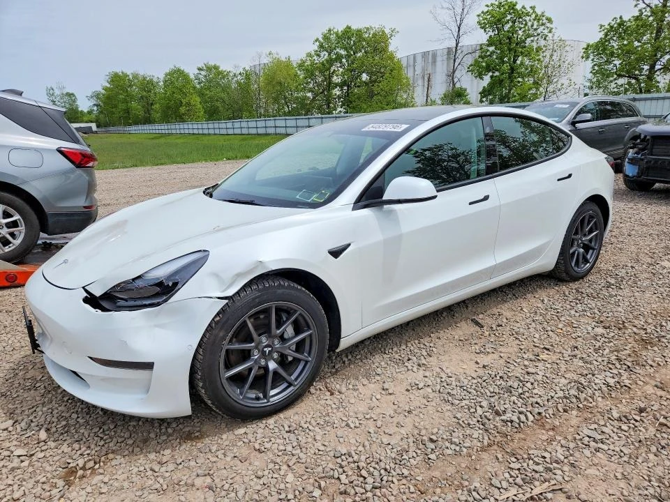 Tesla Model 3 undefined | Auto.bg — изображение 1 Tesla Model 3 undefined | Auto.bg — изображение 1