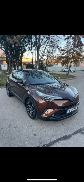 Toyota C-HR CLASSY Hibrid 1.8 ГАРАНЦИЯ ОТ TOYOTA(ОБСЛУЖЕН ) - Car24.bg Toyota C-HR CLASSY Hibrid 1.8 ГАРАНЦИЯ ОТ TOYOTA(ОБСЛУЖЕН )