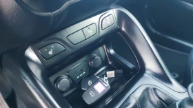 Hyundai IX35 CRDI - 16500 лв. / 8436.32 € - 70808958 13 | Car24.bg Hyundai IX35 CRDI - 16500 лв. / 8436.32 € - 70808958 13