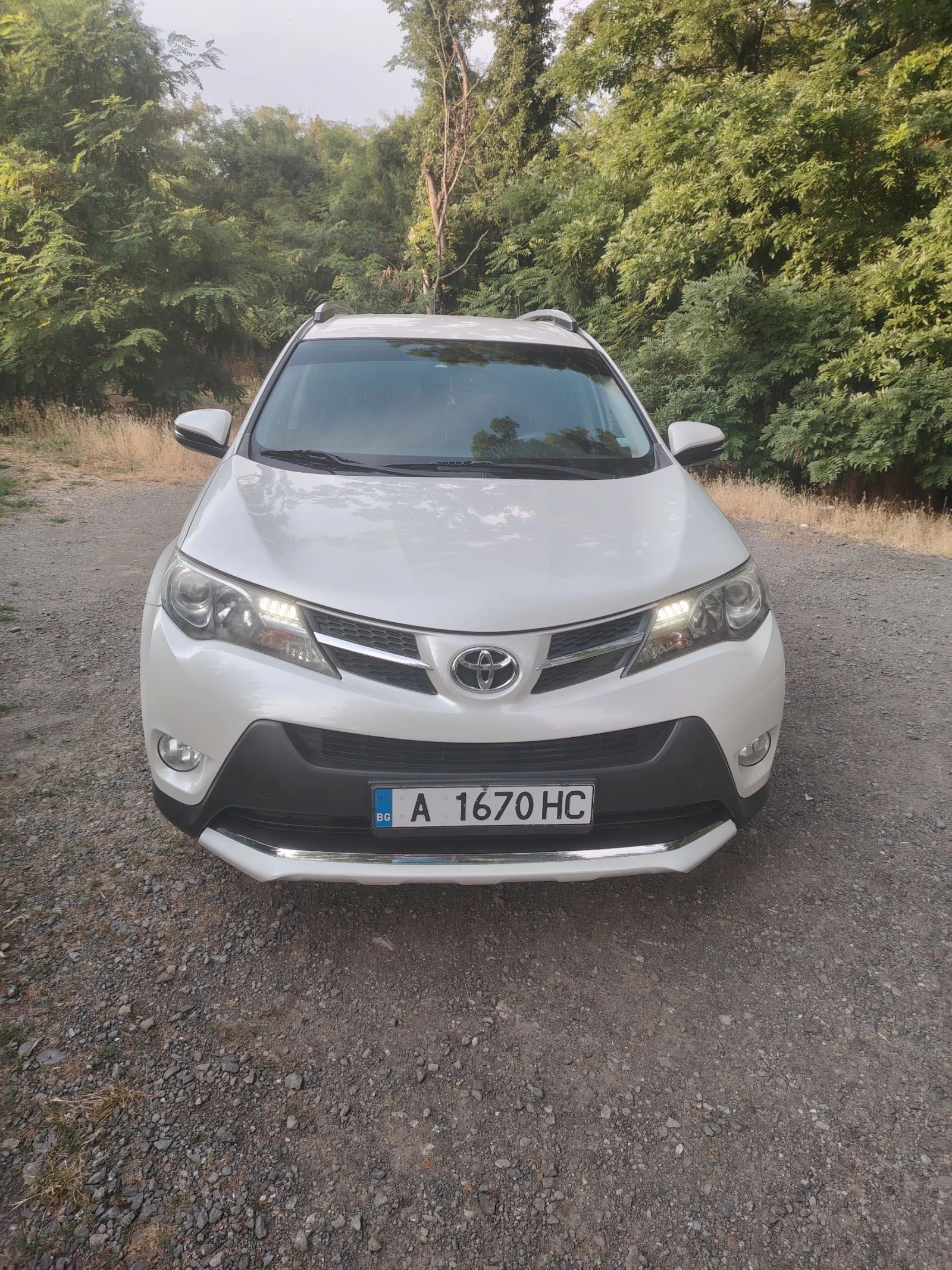 Toyota Rav4 2.2 D-CAT AWD WHITE EDITION | Auto.bg — изображение 1 Toyota Rav4 2.2 D-CAT AWD WHITE EDITION | Auto.bg — изображение 1