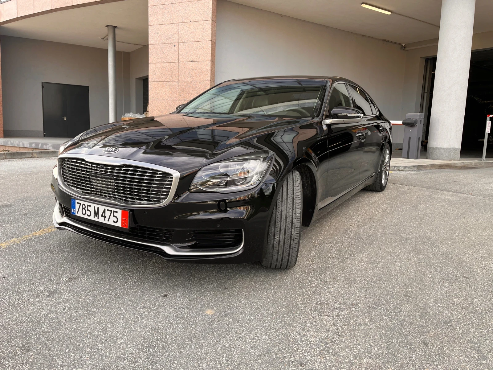 Kia K9 3.8GDi Long PLATINUM II - изображение 4 | Auto.bg Kia K9 3.8GDi Long PLATINUM II - изображение 4