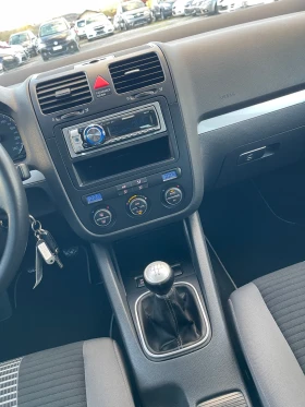 VW Golf High-Line! 145k KM!! UNIKAT!!! - 7999 лв. / 4089.82 € - 87798344 10 | Car24.bg VW Golf High-Line! 145k KM!! UNIKAT!!! - 7999 лв. / 4089.82 € - 87798344 10