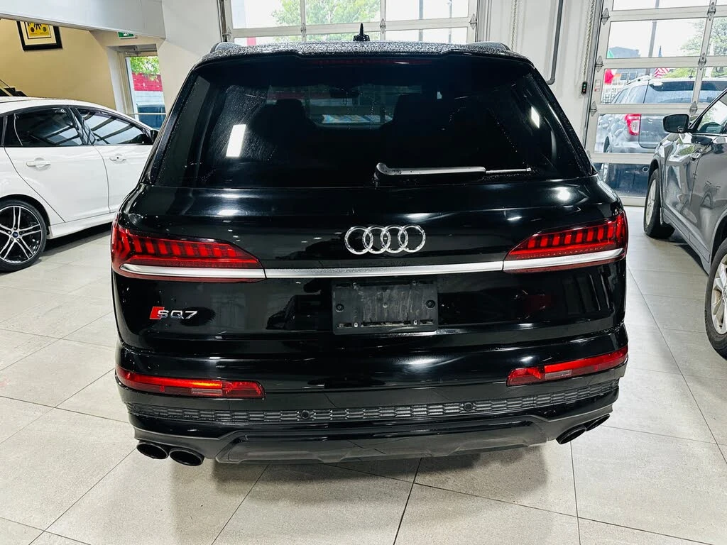 Audi SQ7 Bang&Olufsen* 360* DISTRONIC* ОБДУХ* МАСАЖ* М.ТОЧК - изображение 6 | Auto.bg Audi SQ7 Bang&Olufsen* 360* DISTRONIC* ОБДУХ* МАСАЖ* М.ТОЧК - изображение 6