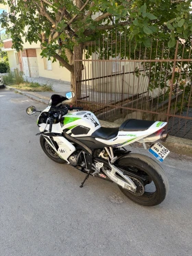 Honda Cbr 600RR A2 | Auto.bg — изображение 4 Honda Cbr 600RR A2 | Auto.bg — изображение 4