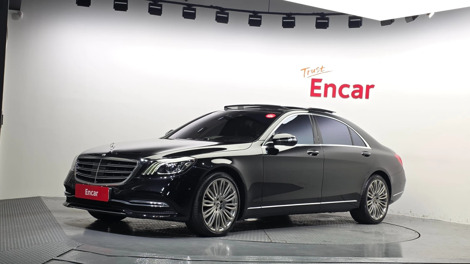Mercedes-Benz S 560 LONG/ОБДУХВАНЕ/ПАНОРАМА/ДИСТРОНИК/360 КАМЕРИ | Auto.bg — изображение 1 Mercedes-Benz S 560 LONG/ОБДУХВАНЕ/ПАНОРАМА/ДИСТРОНИК/360 КАМЕРИ | Auto.bg — изображение 1