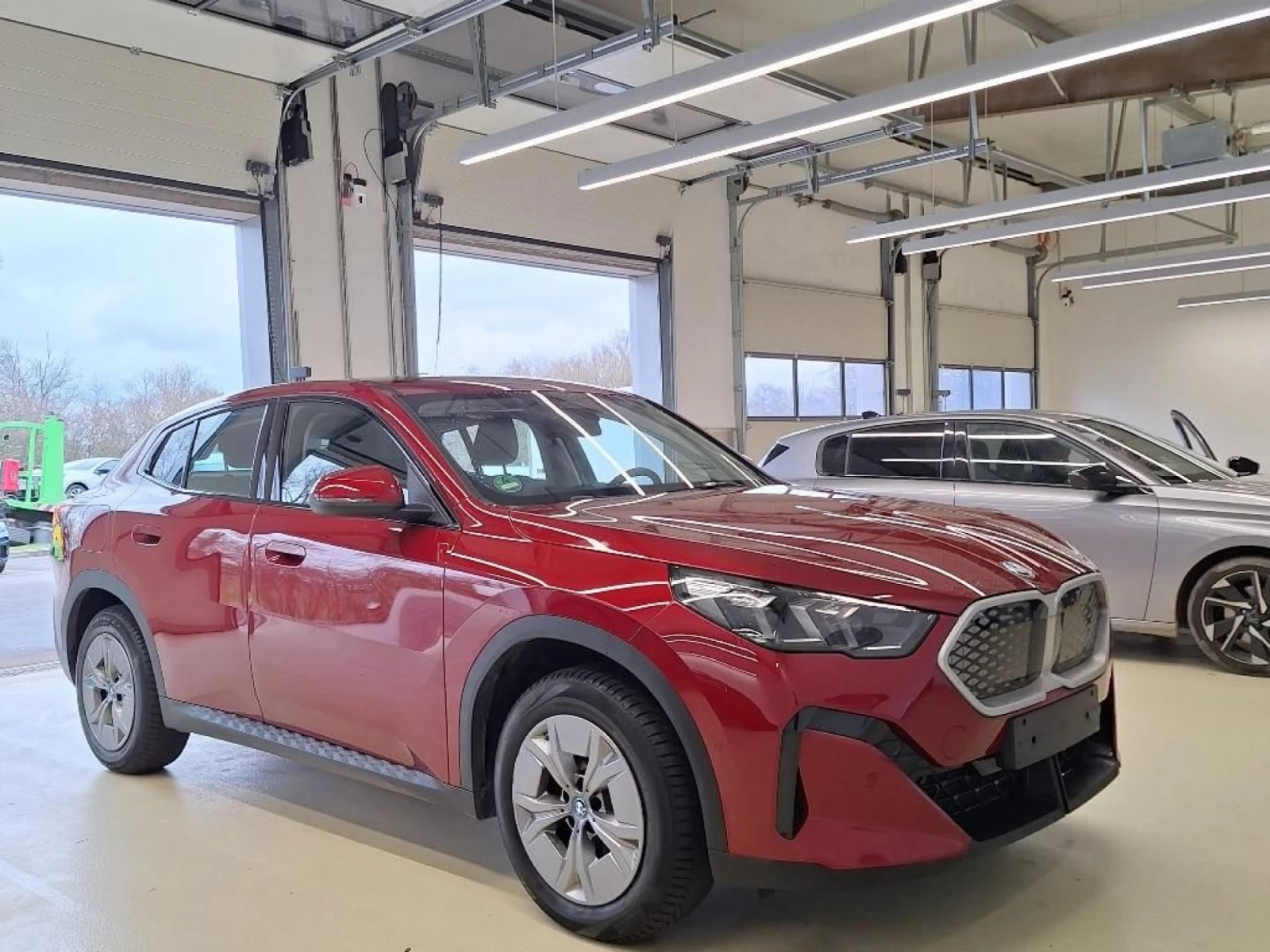 BMW iX2 20 - Electric | Auto.bg — изображение 1 BMW iX2 20 - Electric | Auto.bg — изображение 1