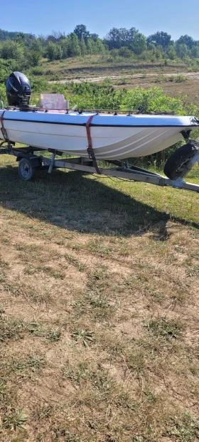 Лодка Angelo Molinari undefined | Auto.bg — изображение 2 Лодка Angelo Molinari undefined | Auto.bg — изображение 2