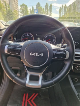 Kia K5 2.0 LPI - 16700 € / 32662.36 лв. - 14476905 9 | Car24.bg Kia K5 2.0 LPI - 16700 € / 32662.36 лв. - 14476905 9