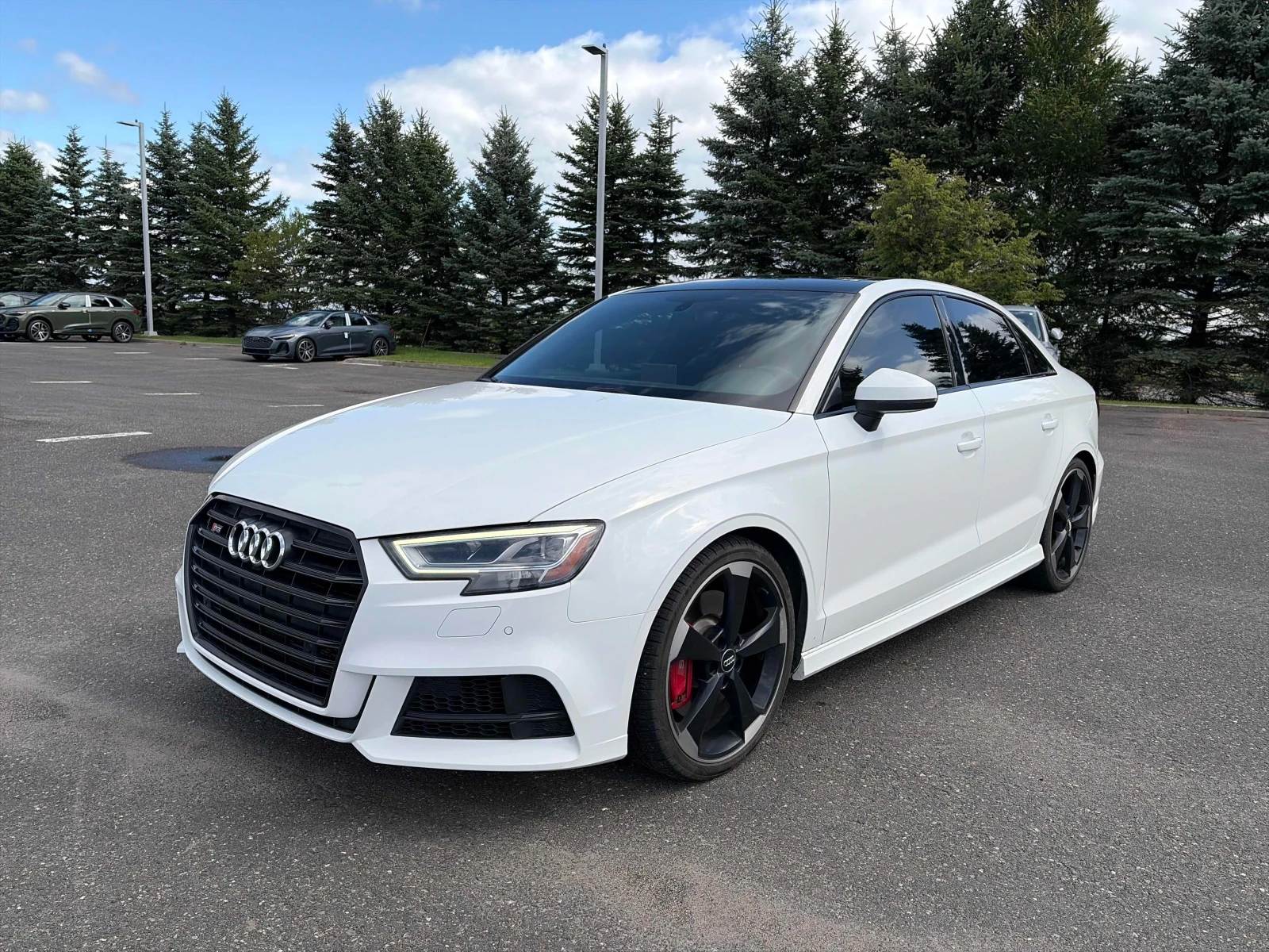 Audi S3 * PROGRESSIV * KEYLESS* ПОДГРЕВ* | Auto.bg — изображение 1 Audi S3 * PROGRESSIV * KEYLESS* ПОДГРЕВ* | Auto.bg — изображение 1