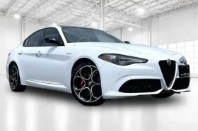 Alfa Romeo Giulia Q4 / CARFAX