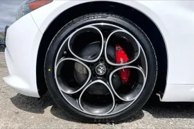 Alfa Romeo Giulia Q4 / CARFAX | Auto.bg — изображение 16 Alfa Romeo Giulia Q4 / CARFAX | Auto.bg — изображение 16