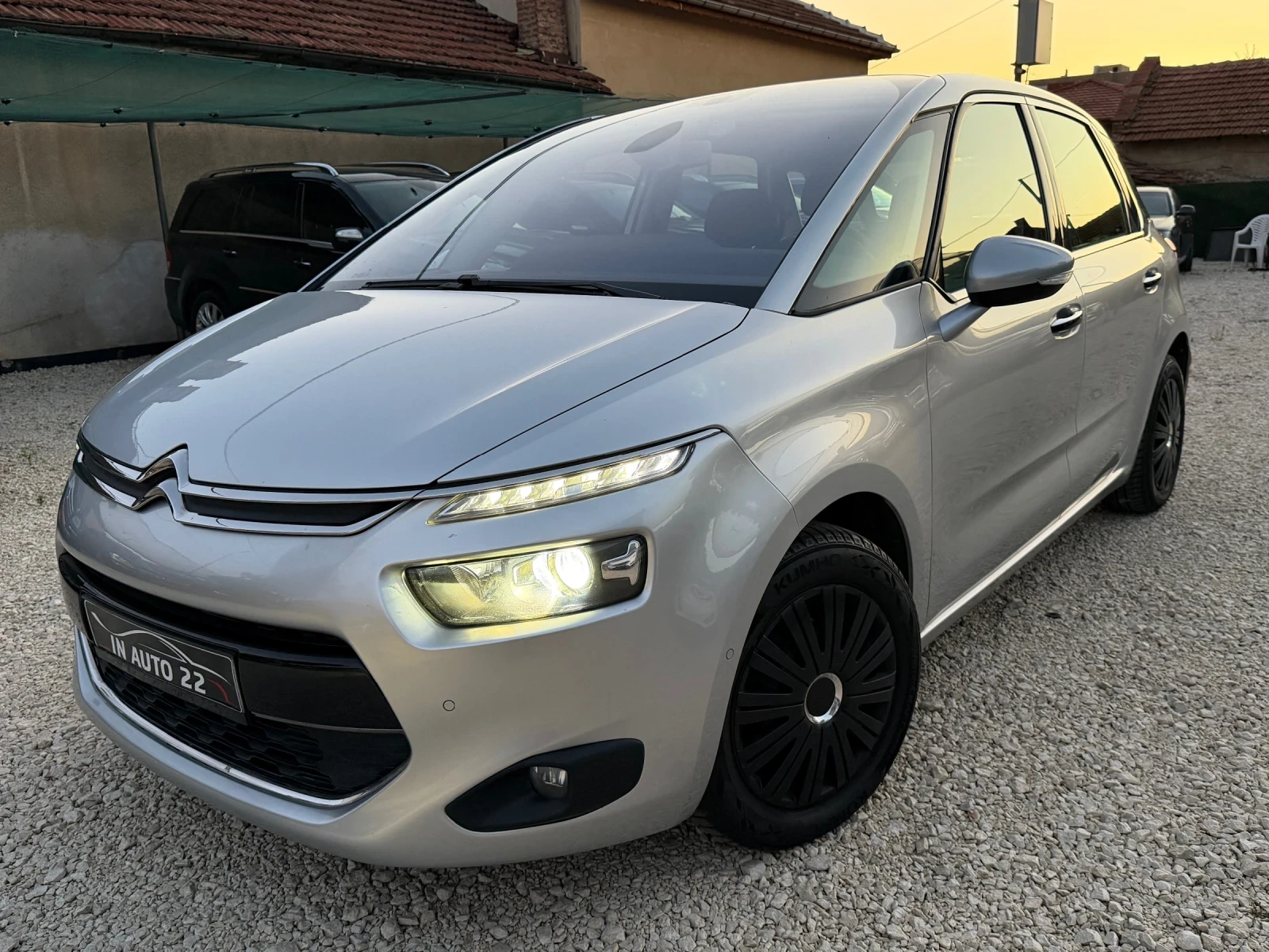 Citroen C4 Picasso 1, 6HDI 115k.c. ?? | Auto.bg — изображение 1 Citroen C4 Picasso 1, 6HDI 115k.c. ?? | Auto.bg — изображение 1