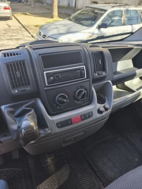 Peugeot Boxer 2.2 HDi Платен данък и застраховка до 02.2027 | Auto.bg — изображение 6 Peugeot Boxer 2.2 HDi Платен данък и застраховка до 02.2027 | Auto.bg — изображение 6