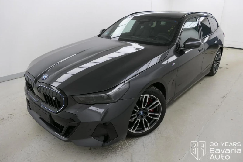 BMW i5 40 eDrive Touring M Sport Paket - 126200 лв. / 64525.04 € - 85221025 1 | Car24.bg BMW i5 40 eDrive Touring M Sport Paket - 126200 лв. / 64525.04 € - 85221025 1