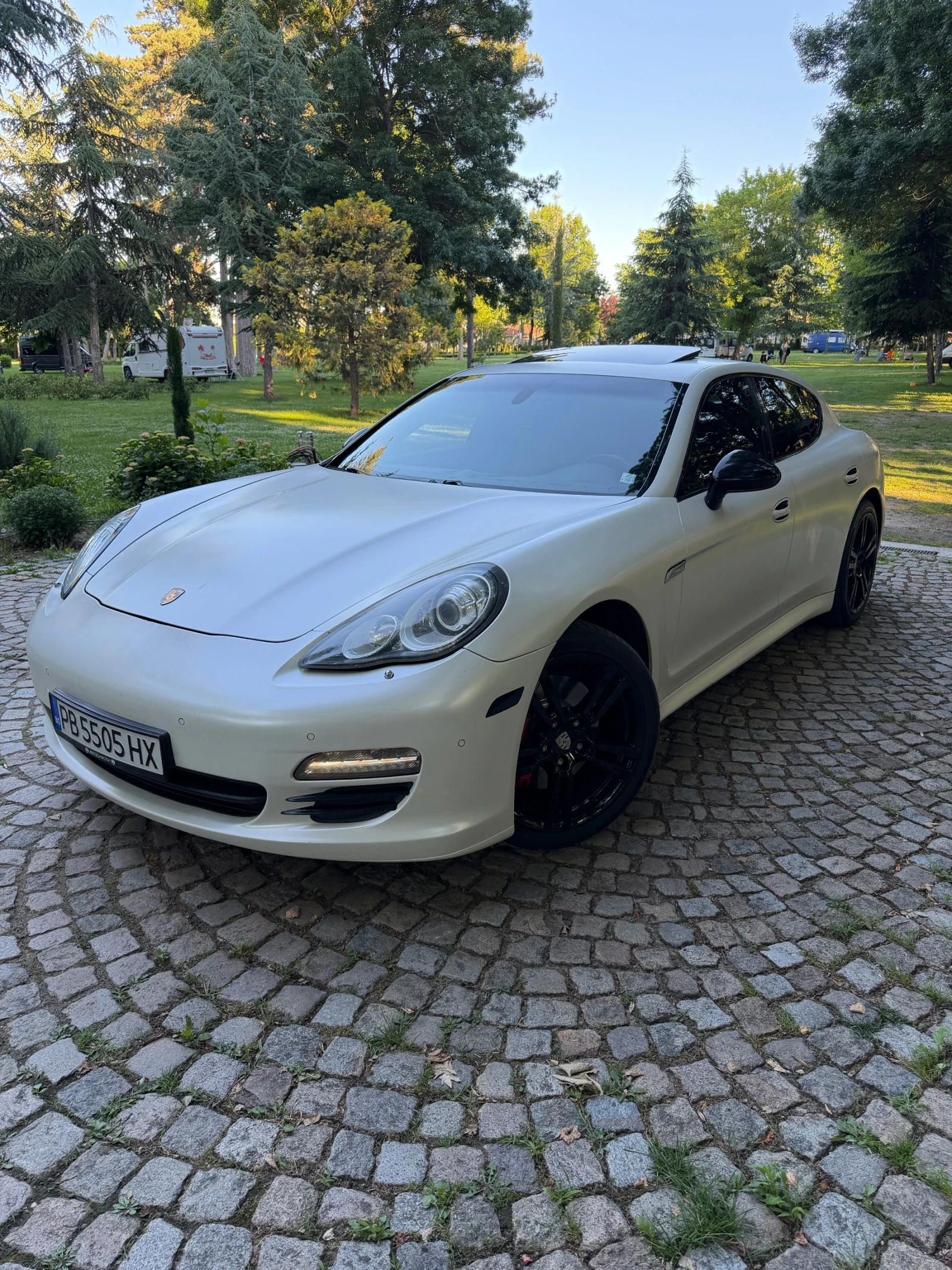 Porsche Panamera undefined | Auto.bg — изображение 1 Porsche Panamera undefined | Auto.bg — изображение 1