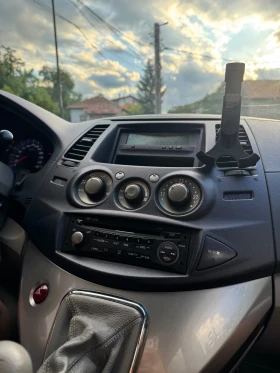 Mitsubishi Grandis undefined | Auto.bg — изображение 2 Mitsubishi Grandis undefined | Auto.bg — изображение 2