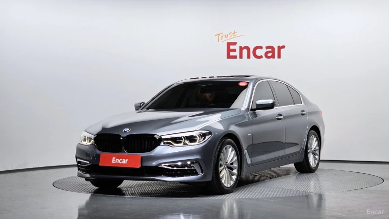 BMW 520 LUXURY SPECIAL EDITION* КОЖА* НАВИ* ПАНО* HUD - 20600 € / 40290.10 лв. - 65217818 1 | Car24.bg BMW 520 LUXURY SPECIAL EDITION* КОЖА* НАВИ* ПАНО* HUD - 20600 € / 40290.10 лв. - 65217818 1