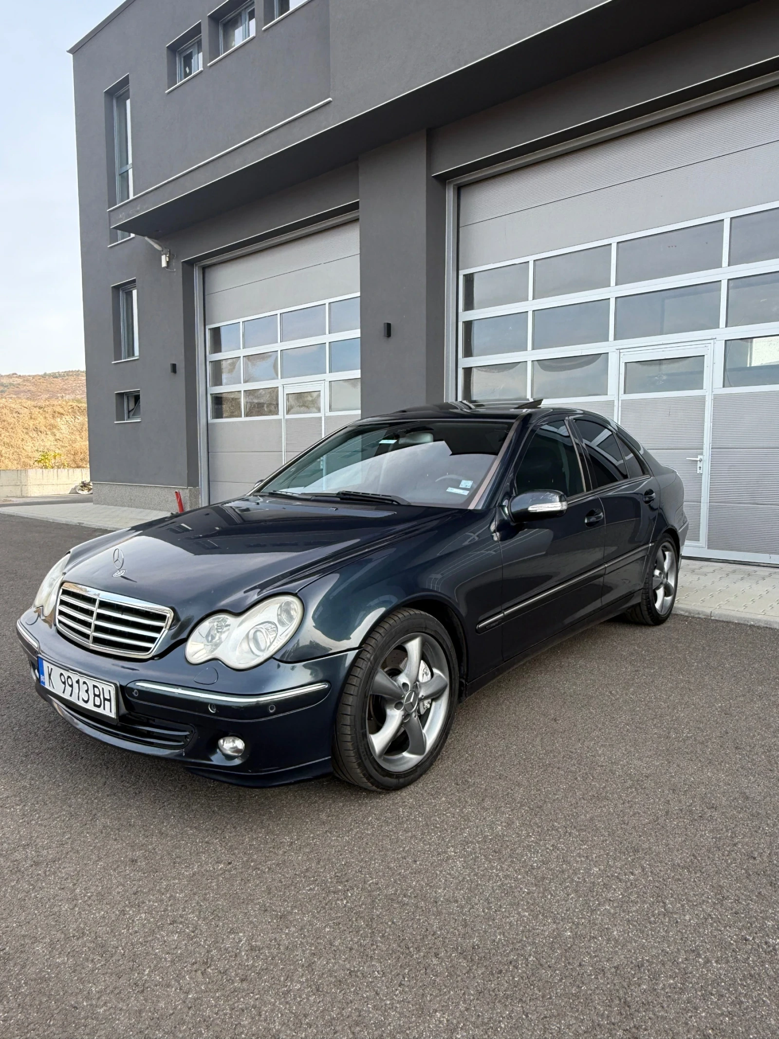 Mercedes-Benz C 270 270CDI Avangard Sportline | Auto.bg — изображение 1 Mercedes-Benz C 270 270CDI Avangard Sportline | Auto.bg — изображение 1
