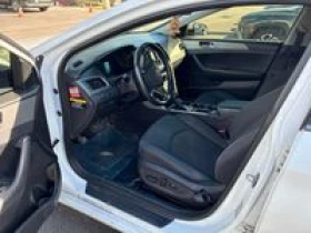 Hyundai Sonata GLS CARFAX АВТО КРЕДИТ  - изображение 5 | Auto.bg Hyundai Sonata GLS CARFAX АВТО КРЕДИТ  - изображение 5