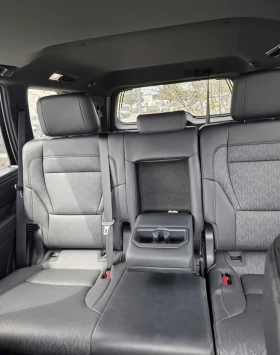 Toyota Sequoia TRD OFF ROAD * HYBRID * V6 * 23700KM * ЦЕНА ДО БГ | Auto.bg — изображение 8 Toyota Sequoia TRD OFF ROAD * HYBRID * V6 * 23700KM * ЦЕНА ДО БГ | Auto.bg — изображение 8