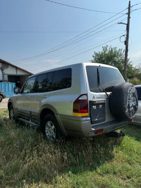 Mitsubishi Pajero 3.2 DiD | Auto.bg — изображение 4 Mitsubishi Pajero 3.2 DiD | Auto.bg — изображение 4