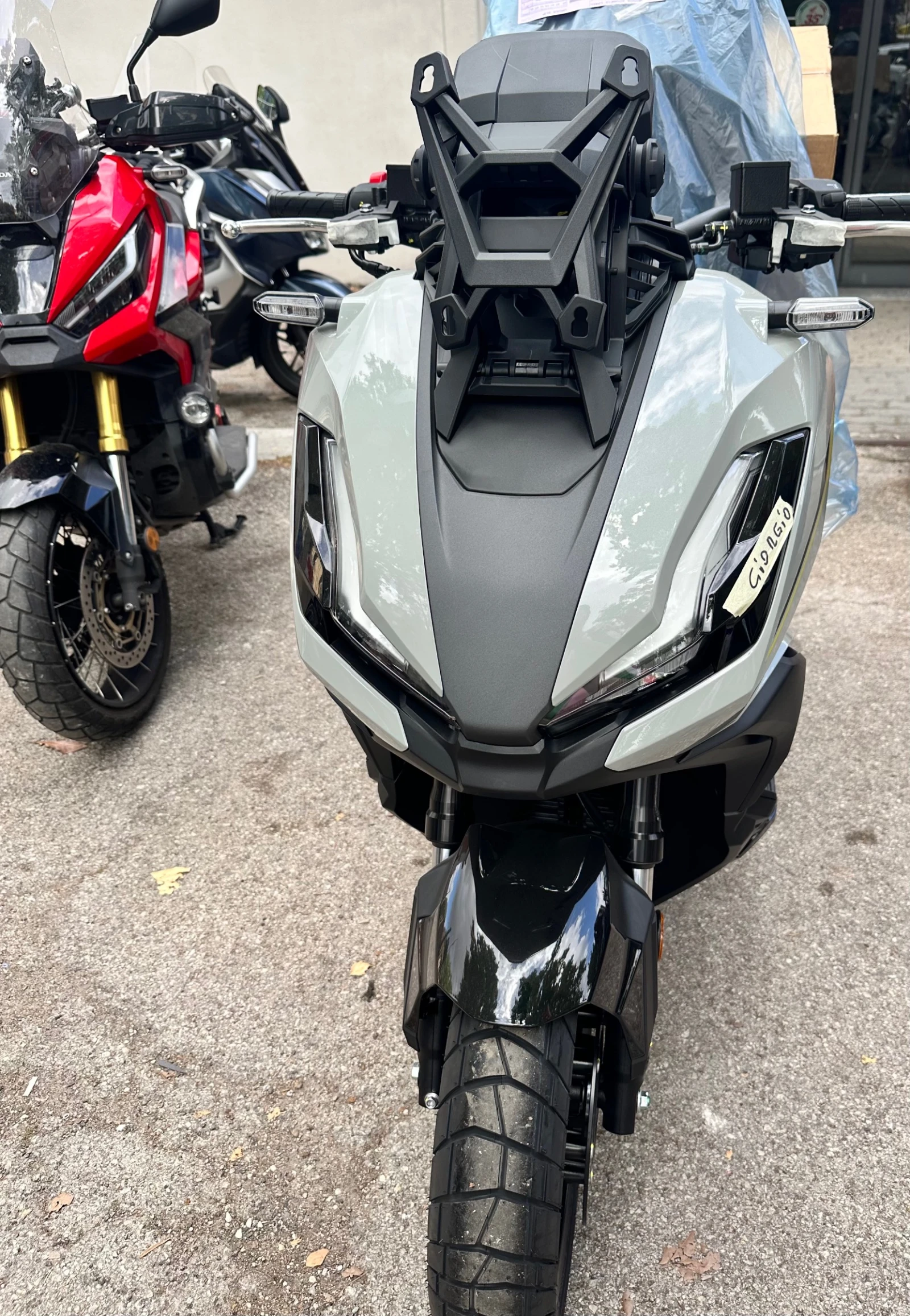 Honda X-ADV 350 Special Edition НОВ!!! 0км. | Auto.bg — изображение 1 Honda X-ADV 350 Special Edition НОВ!!! 0км. | Auto.bg — изображение 1