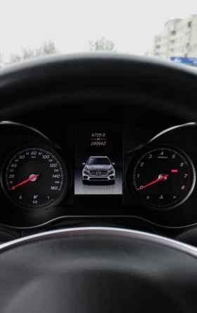 Mercedes-Benz GLC 300 AMG* 4MATIC* PANORAMA* ЛИЗИНГ - 19800 € / 38725.43 лв. - 32724323 12 | Car24.bg Mercedes-Benz GLC 300 AMG* 4MATIC* PANORAMA* ЛИЗИНГ - 19800 € / 38725.43 лв. - 32724323 12