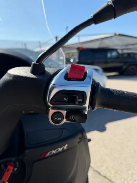 Piaggio Mp3 300hpe* SPORT* ABS* ASR* | Auto.bg — изображение 16 Piaggio Mp3 300hpe* SPORT* ABS* ASR* | Auto.bg — изображение 16